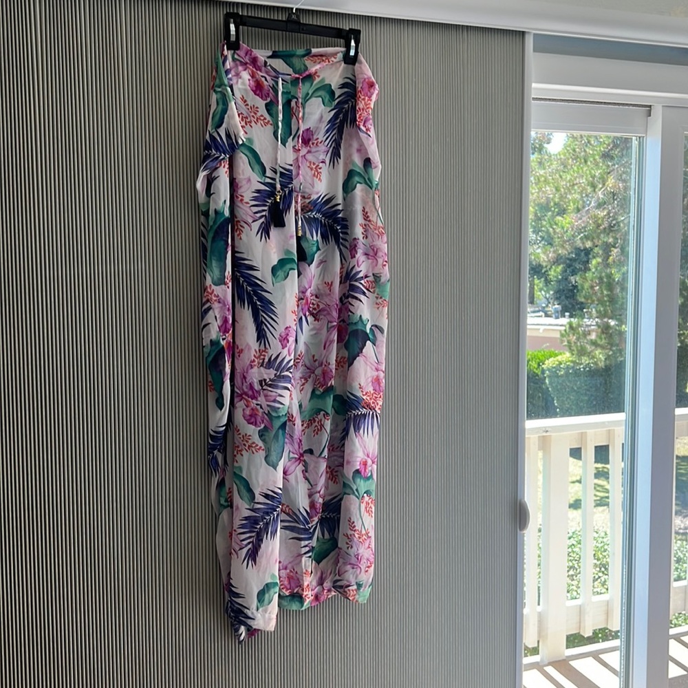 Tommy Bahama pants cover up